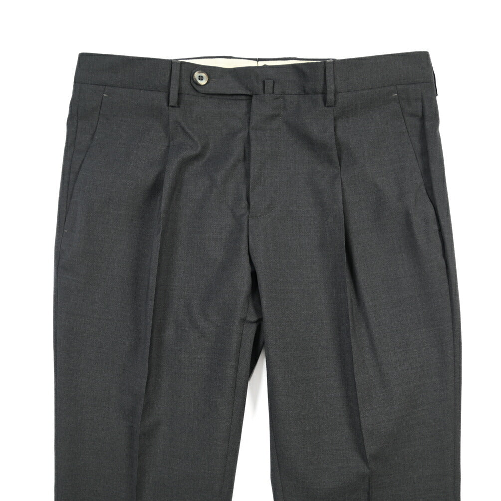 SALE｜GTA “772 L” ウール100% ワンタックスラックス / SLIM FIT ダークグレー 48 | GUARDAROBA MILANO OFFICIAL STORE