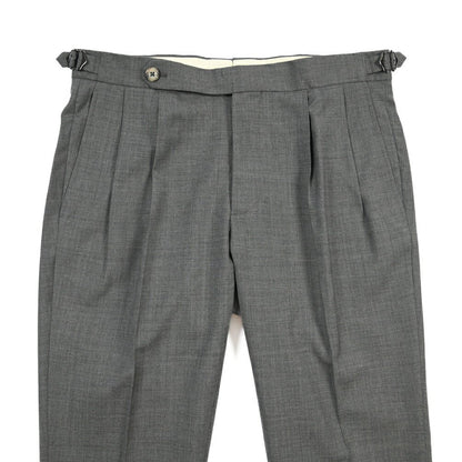 SALE｜GTA “HERRICK” ウール100% ツータックスラックス / COMFORT FIT グレー 46 | GUARDAROBA MILANO OFFICIAL STORE