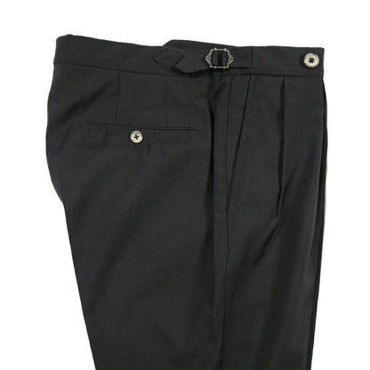 SALE｜GTA “HERRICK” ウール100% ツータックスラックス / COMFORT FIT ブラック 44 | GUARDAROBA MILANO OFFICIAL STORE