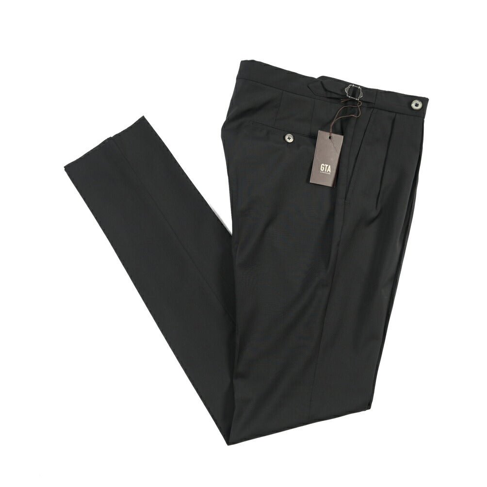 SALE｜GTA “HERRICK” ウール100% ツータックスラックス / COMFORT FIT ブラック 44 | GUARDAROBA MILANO OFFICIAL STORE