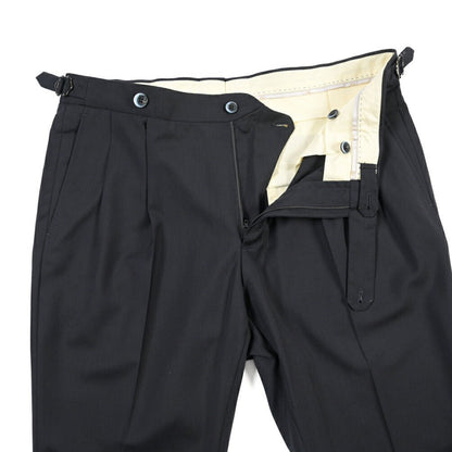SALE｜GTA “HERRICK” ヴァージンウール100% ツータックスラックス / COMFORT FIT ネイビー 48 | GUARDAROBA MILANO OFFICIAL STORE