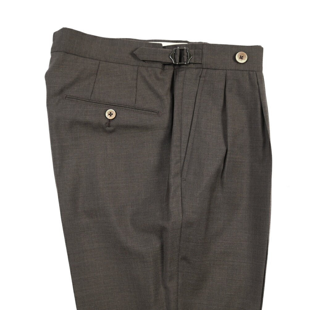 SALE｜GTA “HERRICK” ヴァージンウール100% ツータックスラックス / COMFORT FIT ダークブラウン 48 | GUARDAROBA MILANO OFFICIAL STORE