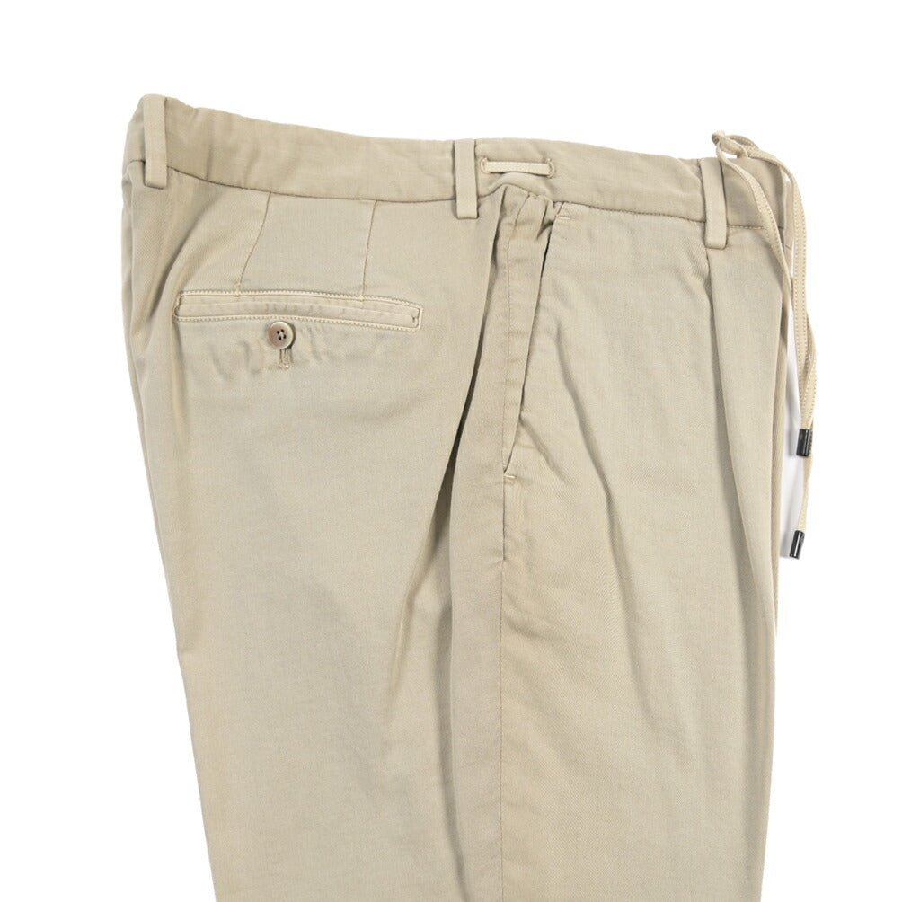 SALE｜GTA “HERRICK JOG NEW” ストレッチコットン ドローコード付きジョガーパンツ / COMFORT FIT ベージュ 50 | GUARDAROBA MILANO OFFICIAL STORE