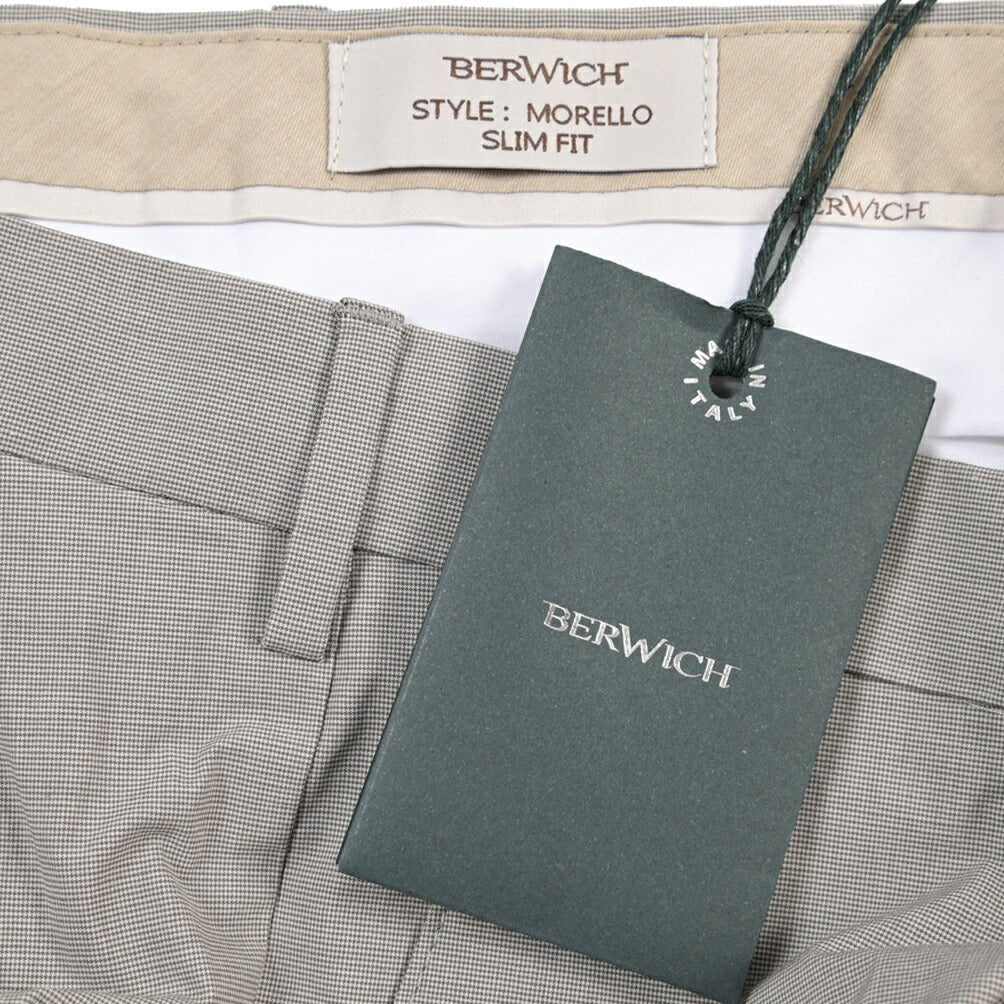 SUMMER SALE｜26SS BERWICH “MORELLO” ストレッチコットン ノータックチノパンツ グレー(khaky) 44 | GUARDAROBA MILANO OFFICIAL STORE