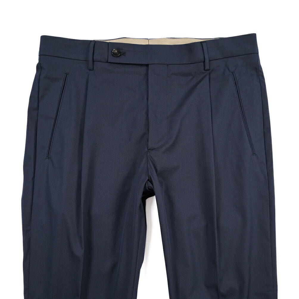 SUMMER SALE｜26SS BERWICH “RETRO THECA 1P” ストレッチコットン ワンタックパンツ ネイビー(BLUE) 44 | GUARDAROBA MILANO OFFICIAL STORE