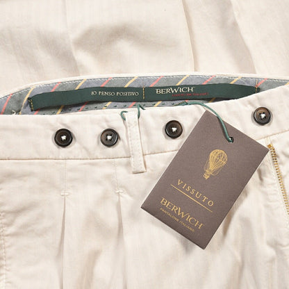 SUMMER SALE｜BERWICH “BARBER LONG-GD” ストレッチコットン ツータックチノパンツ オフホワイト(latte802) 50 | GUARDAROBA MILANO OFFICIAL STORE