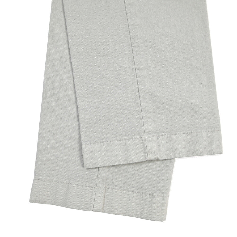 SUMMER SALE｜BERWICH “MORELLO-GD” ストレッチコットン ノータックチノパンツ グレー(conza701) 44 | GUARDAROBA MILANO OFFICIAL STORE