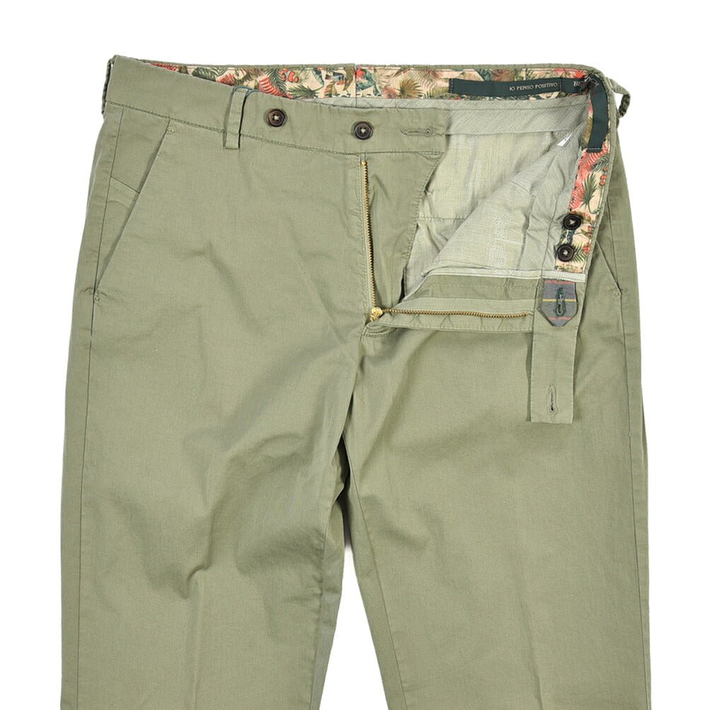 SUMMER SALE｜BERWICH “MORELLO-GD” ストレッチコットン ノータックチノパンツ カーキグリーン(verde9517) 48 | GUARDAROBA MILANO OFFICIAL STORE