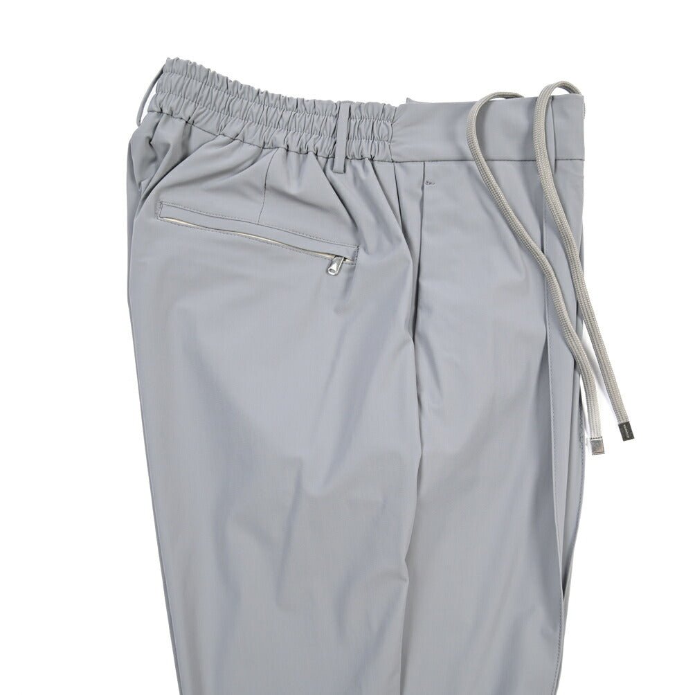 SUMMER SALE｜BERWICH “SPIAGGIA 1P TECH” ストレッチナイロン ワンタックイージーパンツ グレー(grey) 50 | GUARDAROBA MILANO OFFICIAL STORE