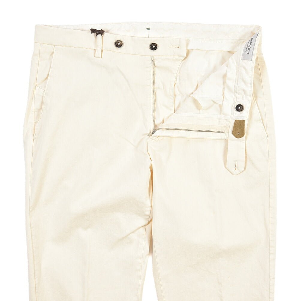 SUMMER SALE｜BERWICH “VULCANO 23-GD” リヨセル混コットン ノータックパンツ オフホワイト(ecru275) 50 | GUARDAROBA MILANO OFFICIAL STORE