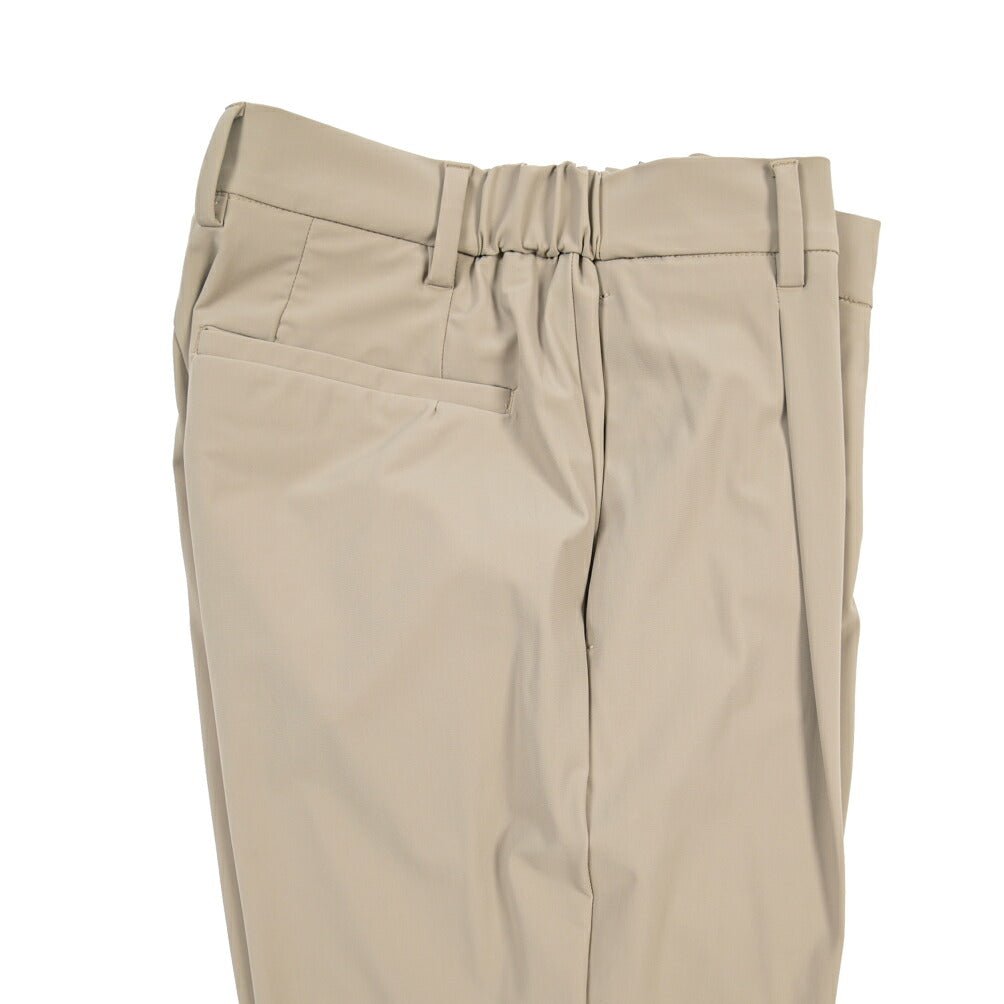 SUMMER SALE｜BERWICH “XRETRO 1P” 高機能ストレッチナイロン ワンタックイージースラックス ベージュ(beige) 44 | GUARDAROBA MILANO OFFICIAL STORE
