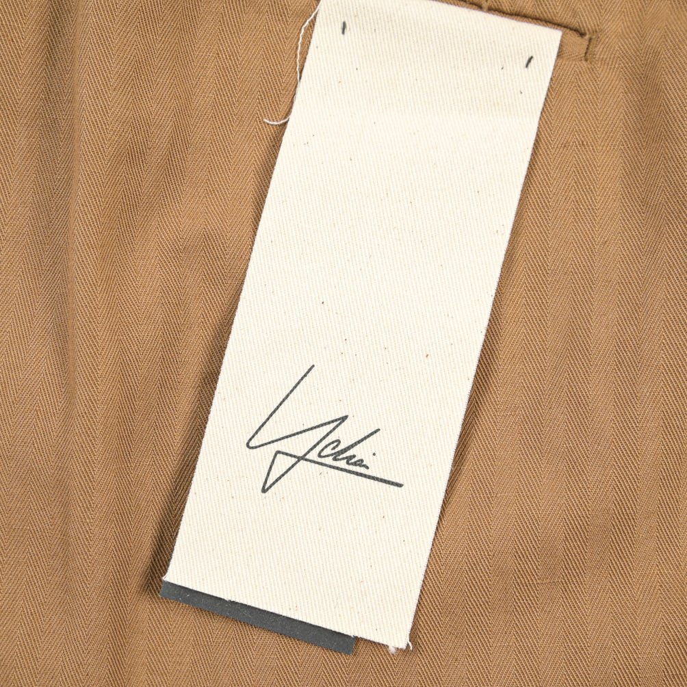 SUMMER SALE｜YCHAI リネン混コットン ワンタックパンツ ブラウン（NOCE） 31 | GUARDAROBA MILANO OFFICIAL STORE