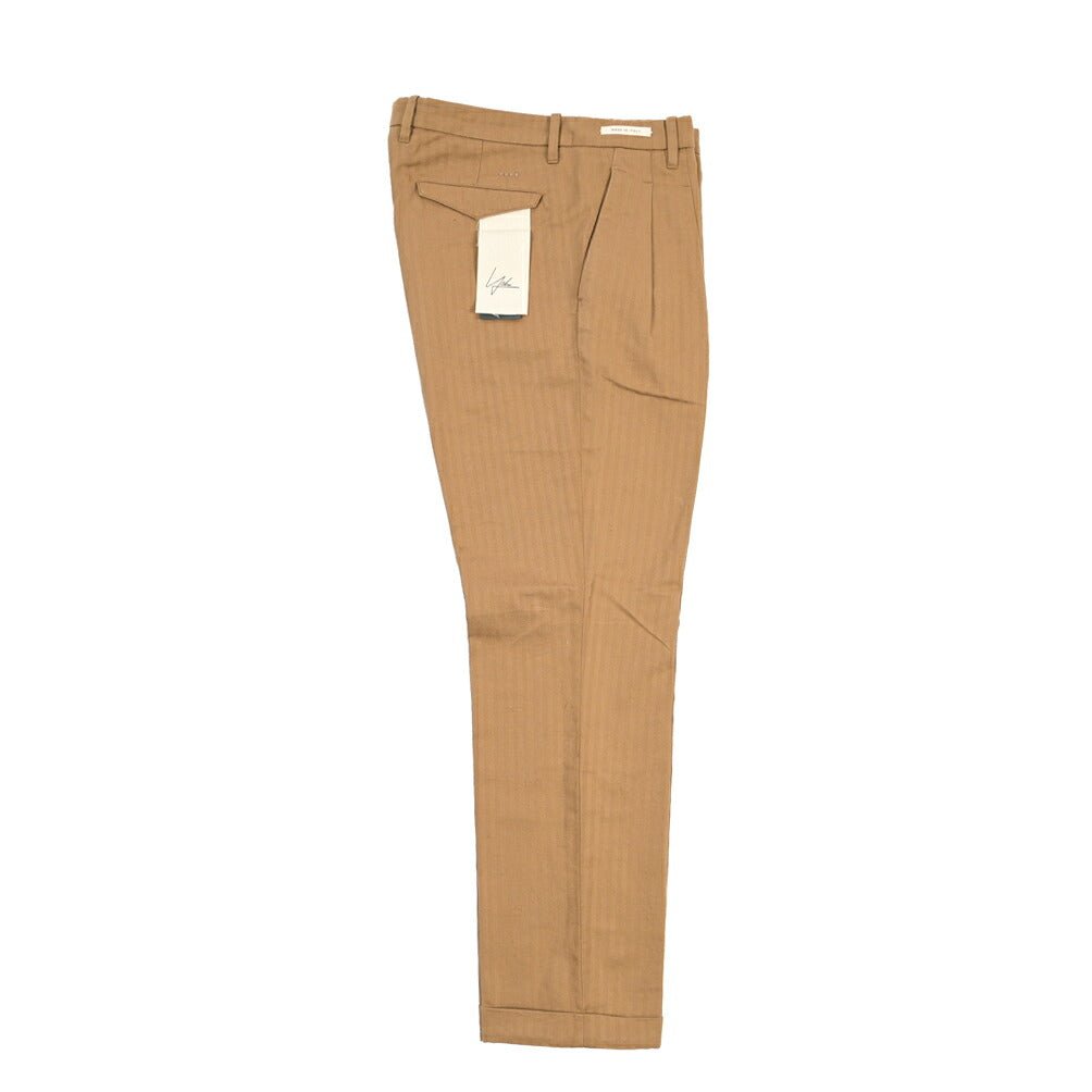 SUMMER SALE｜YCHAI “ROBUSTO” リネン混コットン ツータックパンツ ブラウン（NOCE） 33 | GUARDAROBA MILANO OFFICIAL STORE