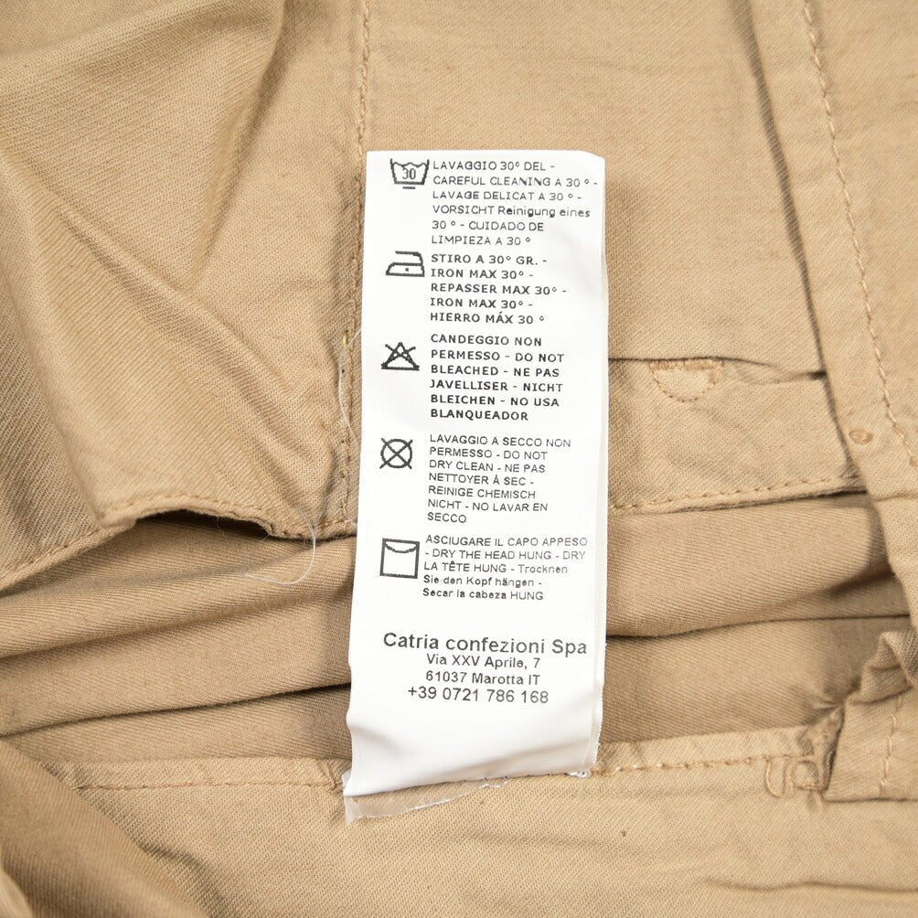 SUMMER SALE｜YCHAI ストレッチコットン ノータックチノパンツ / SKINNY FIT ベージュ（NOCCIOLA） 30 | GUARDAROBA MILANO OFFICIAL STORE