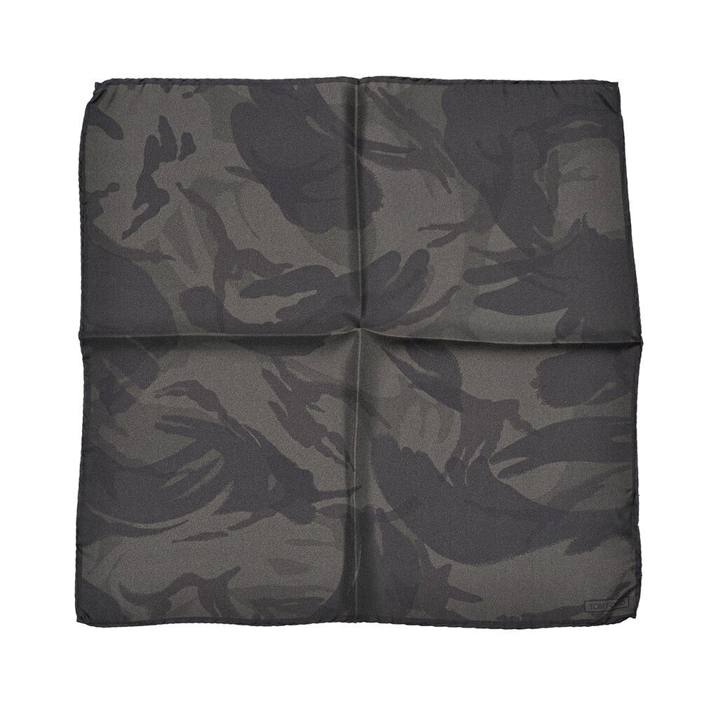 TOM FORD シルク100% ポケットチーフ｜428786｜GUARDAROBA MILANO OFFICIAL STORE