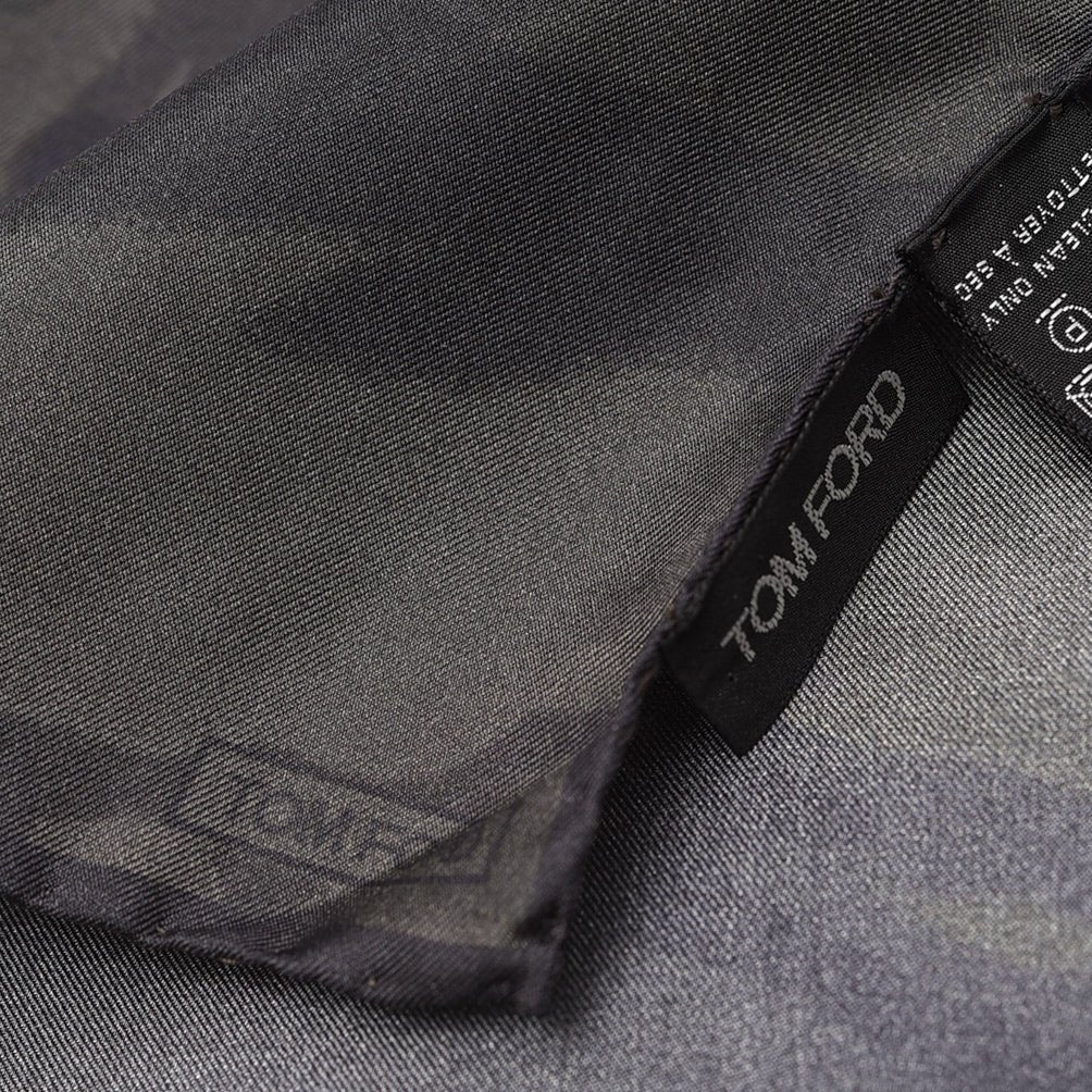TOM FORD シルク100% ポケットチーフ｜428786｜GUARDAROBA MILANO OFFICIAL STORE