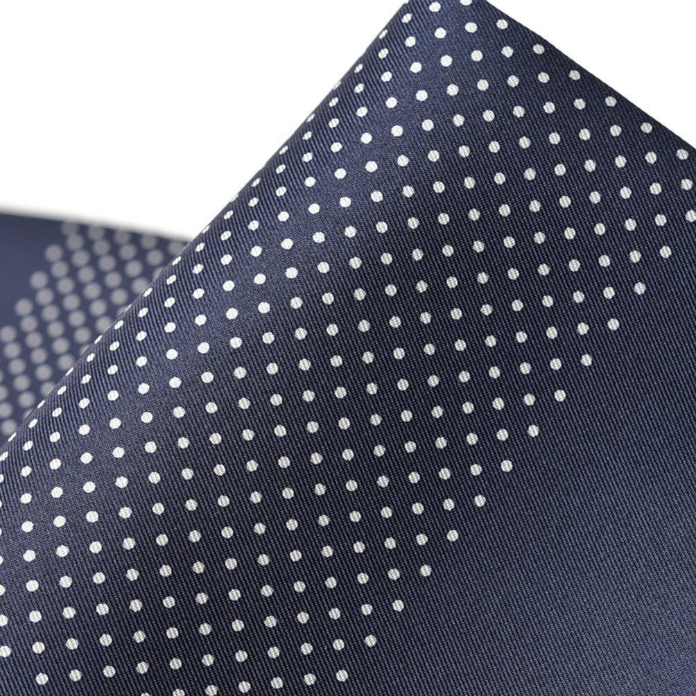 TOM FORD シルク100% ポケットチーフ｜428838｜GUARDAROBA MILANO OFFICIAL STORE