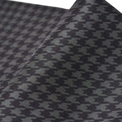 TOM FORD シルク100% ポケットチーフ｜428843｜GUARDAROBA MILANO OFFICIAL STORE