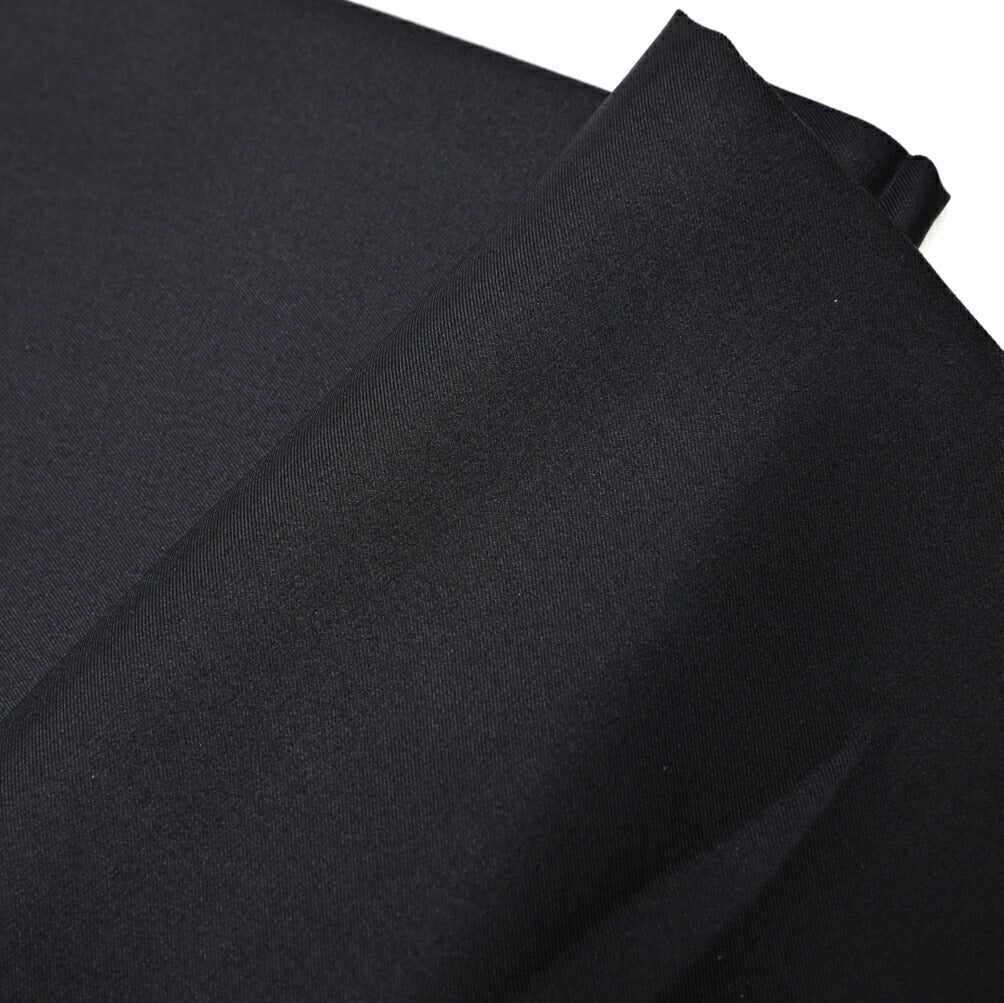 TOM FORD シルク100% ポケットチーフ｜428892｜GUARDAROBA MILANO OFFICIAL STORE