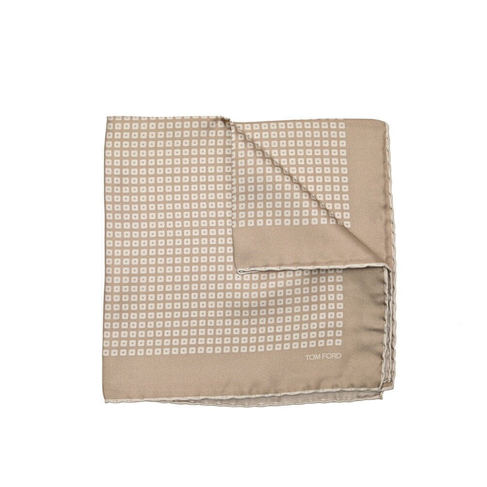 TOM FORD シルク100% ポケットチーフ｜428908｜GUARDAROBA MILANO OFFICIAL STORE