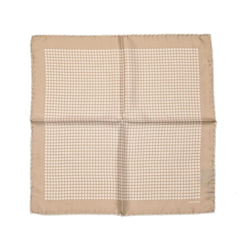 TOM FORD シルク100% ポケットチーフ｜428908｜GUARDAROBA MILANO OFFICIAL STORE