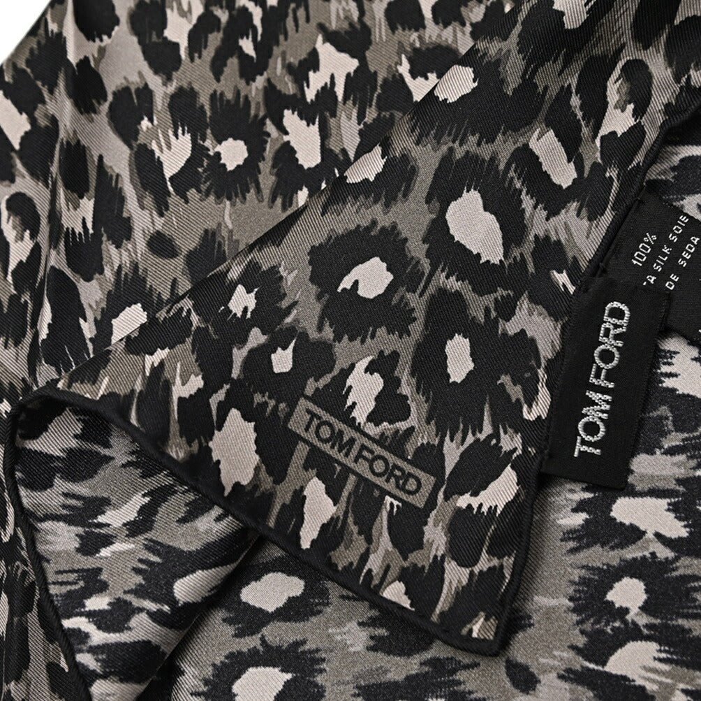 TOM FORD シルク100% ポケットチーフ｜428918｜GUARDAROBA MILANO OFFICIAL STORE