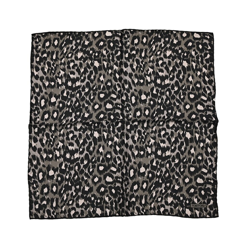 TOM FORD シルク100% ポケットチーフ｜428918｜GUARDAROBA MILANO OFFICIAL STORE