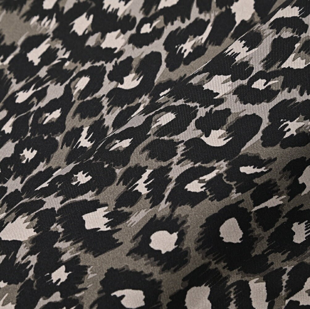 TOM FORD シルク100% ポケットチーフ｜428918｜GUARDAROBA MILANO OFFICIAL STORE