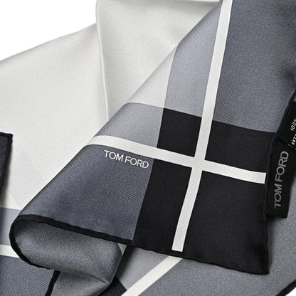 TOM FORD シルク100% ポケットチーフ｜428920｜GUARDAROBA MILANO OFFICIAL STORE