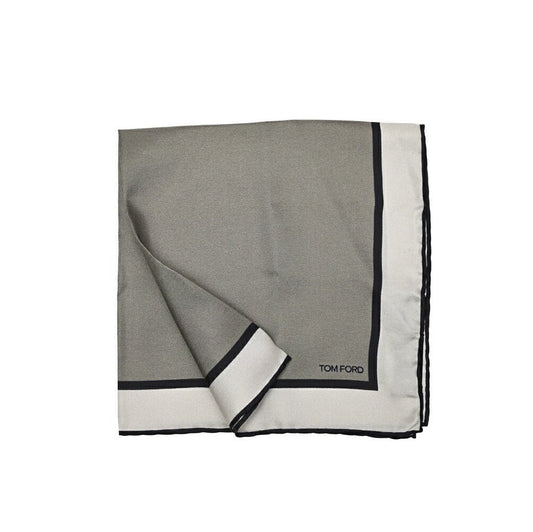 TOM FORD シルク100% ポケットチーフ｜428926｜GUARDAROBA MILANO OFFICIAL STORE