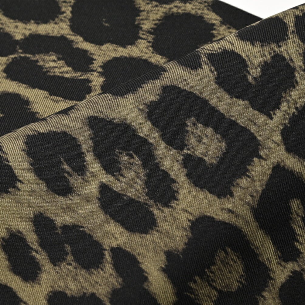 TOM FORD シルク100% 総柄ポケットチーフ｜428995｜GUARDAROBA MILANO OFFICIAL STORE