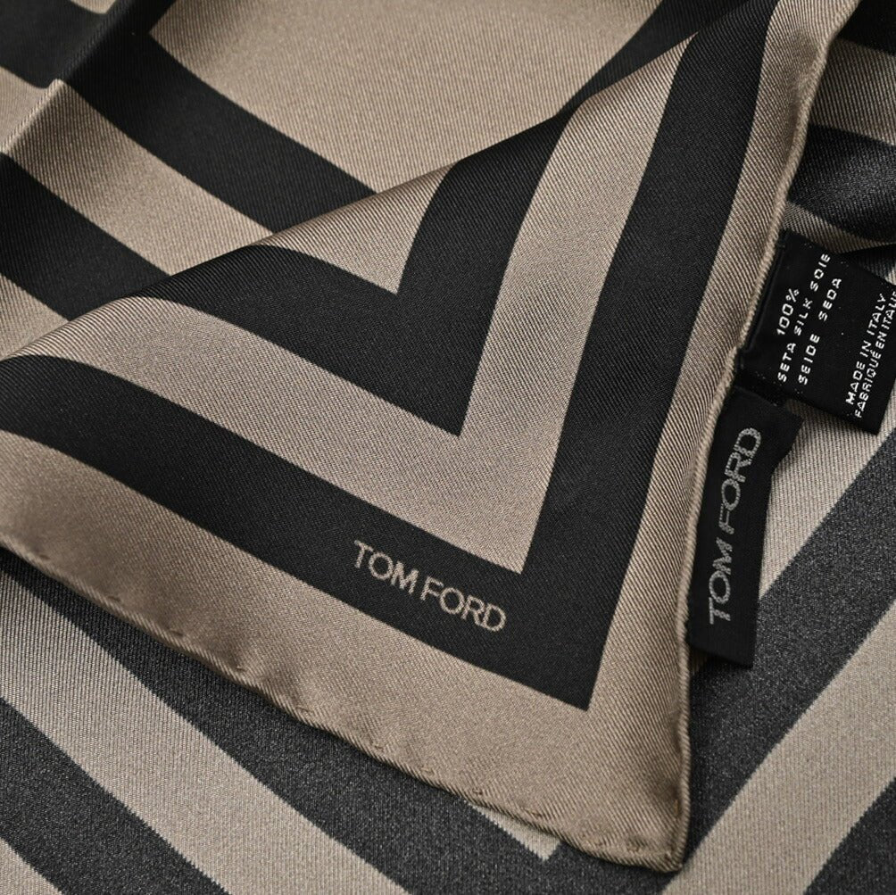 TOM FORD シルク100% ポケットチーフ｜429003｜GUARDAROBA MILANO OFFICIAL STORE