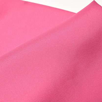 TOM FORD シルク100% ポケットチーフ｜429026｜GUARDAROBA MILANO OFFICIAL STORE