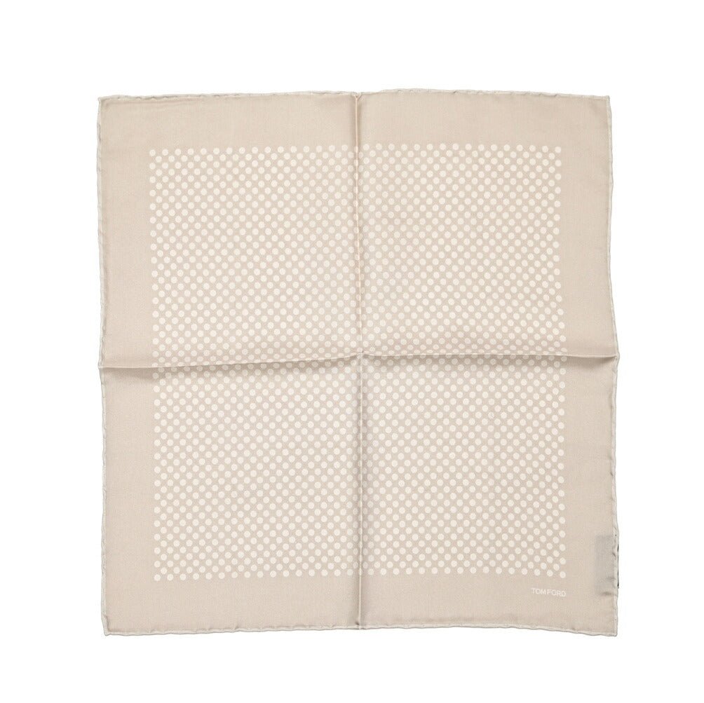 TOM FORD シルク100% ポケットチーフ｜429031｜GUARDAROBA MILANO OFFICIAL STORE