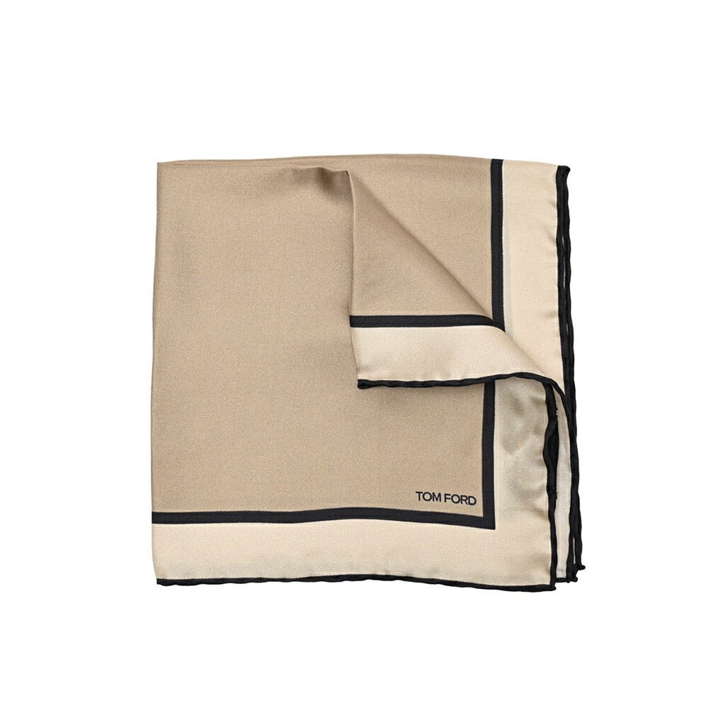 TOM FORD シルク100% ポケットチーフ｜429033｜GUARDAROBA MILANO OFFICIAL STORE