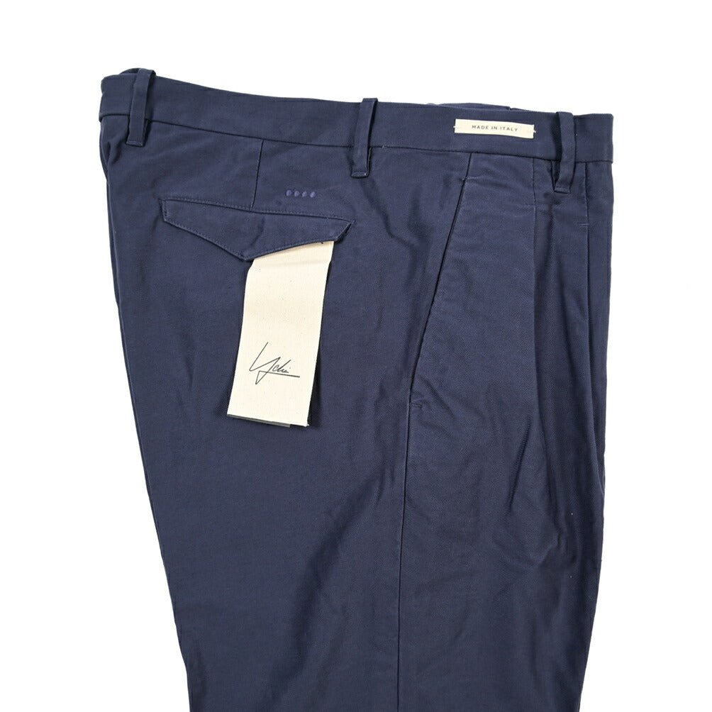 YCHAI “ROBUSTO” コットン100% ツータックチノパンツ / TAPERED FIT ネイビー(BLU) 33 | GUARDAROBA MILANO OFFICIAL STORE