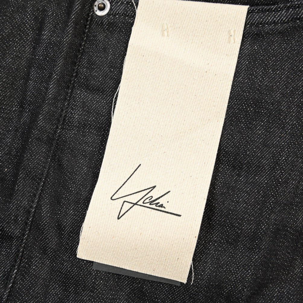 YCHAI “ROBUSTO” ストレッチデニム 5ポケットジーンズ / TAPERED FIT ブラック(NERO) 32 | GUARDAROBA MILANO OFFICIAL STORE