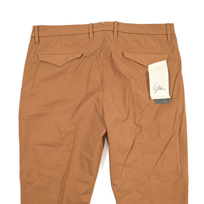 YCHAI “ROBUSTO” ストレッチコットン ツータックチノパンツ / TAPERED FIT ブラウン(COGNAC) 33 | GUARDAROBA MILANO OFFICIAL STORE