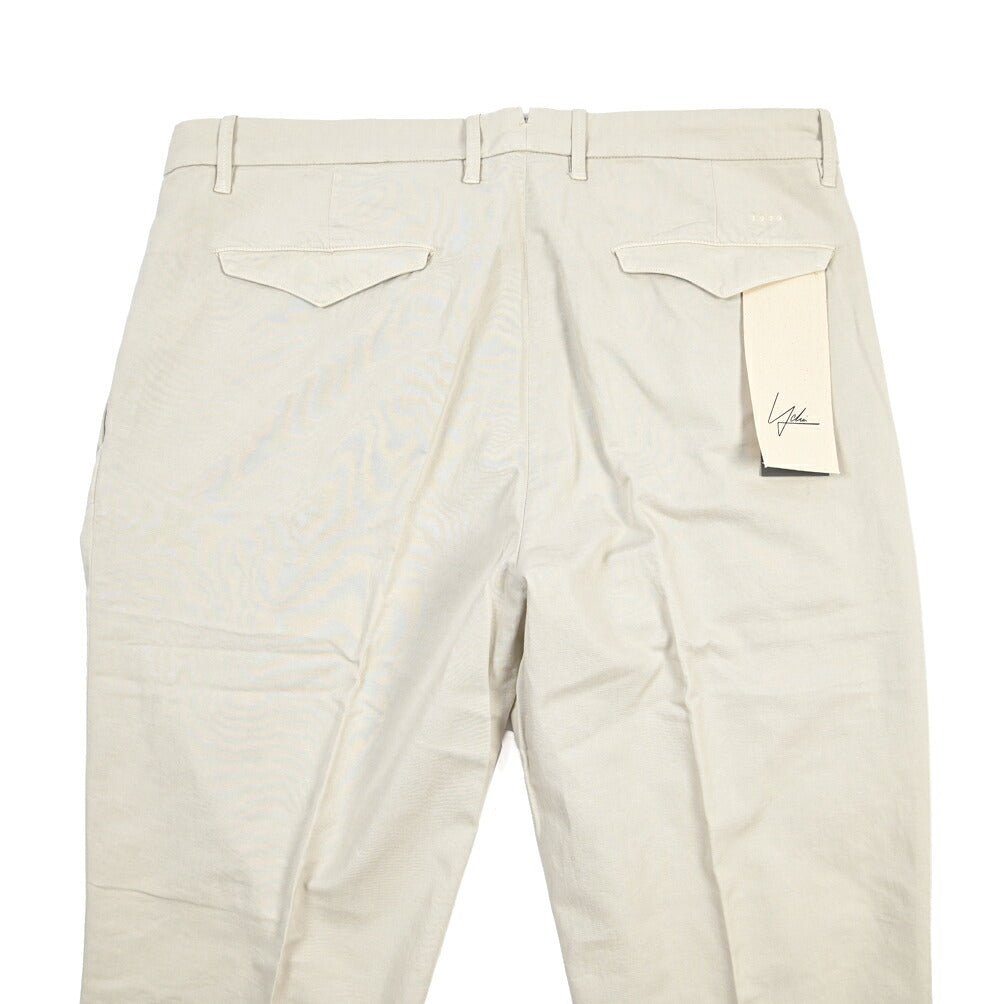 YCHAI “ROBUSTO” リネン混コットン ツータックパンツ / TAPERED FIT ライトグレー(STUCCO) 30 | GUARDAROBA MILANO OFFICIAL STORE