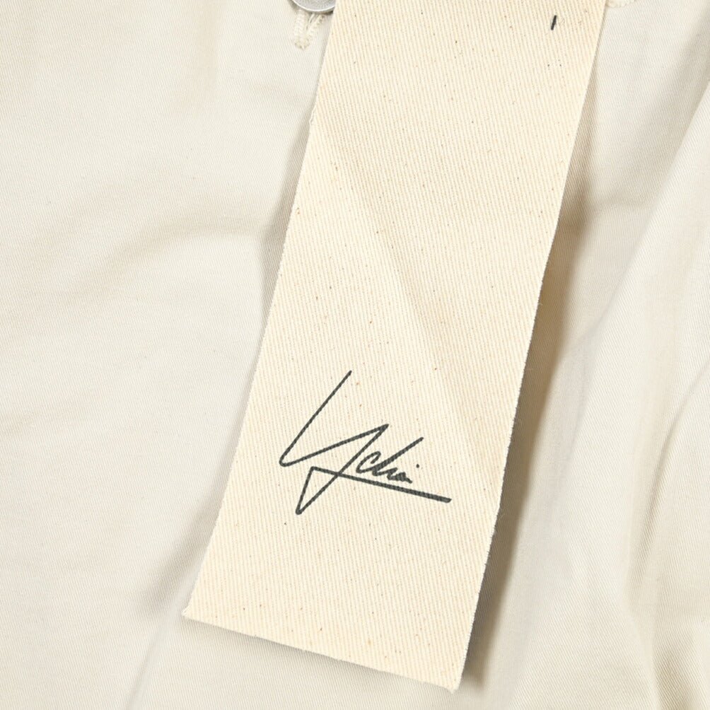 YCHAI “ROBUSTO” ストレッチコットン ノータックチノパンツ / TAPERED FIT オフホワイト(STUCCO) 33 | GUARDAROBA MILANO OFFICIAL STORE