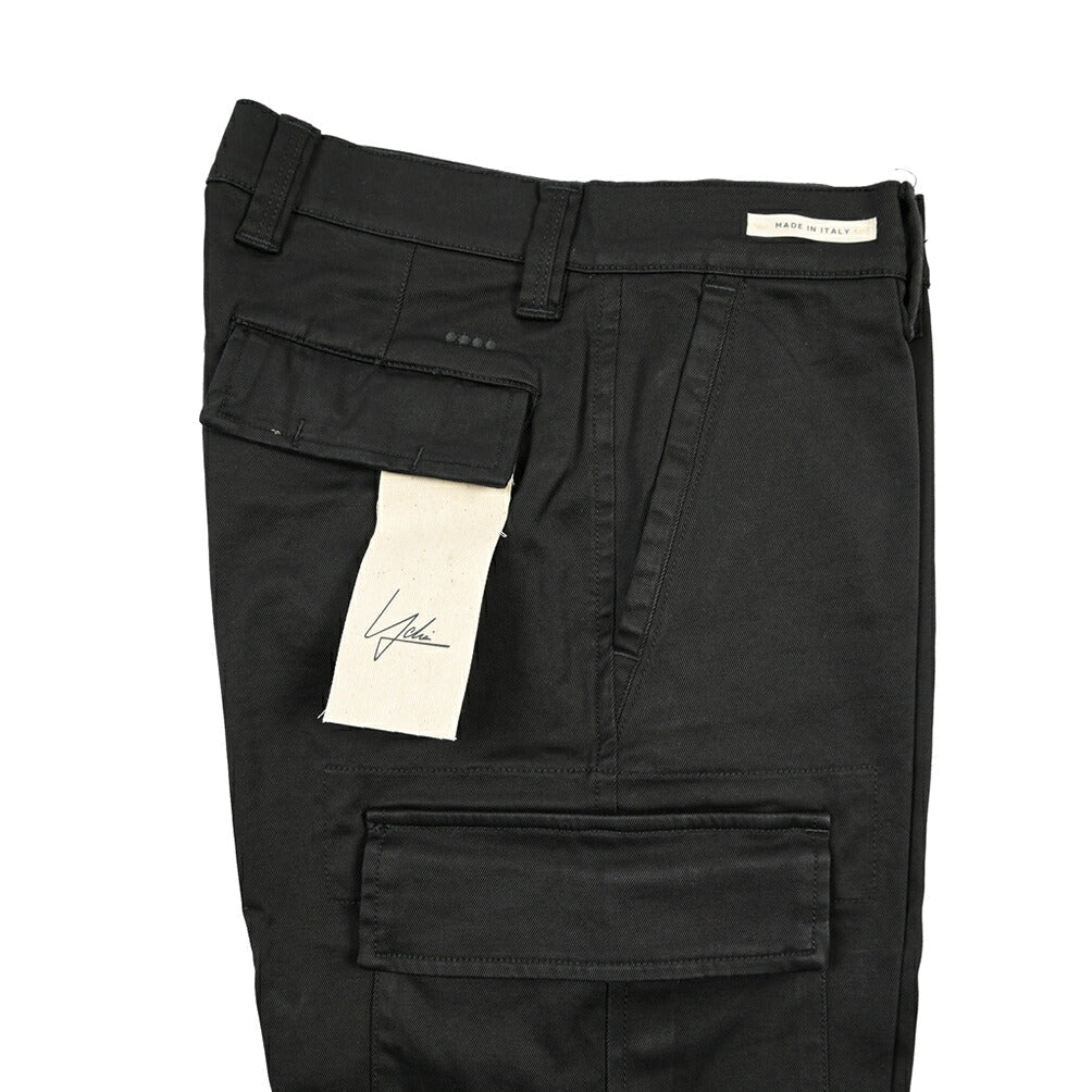 YCHAI “ROBUSTO” ストレッチコットン ノータックカーゴパンツ / TAPERED FIT ブラック(NERO) 30 | GUARDAROBA MILANO OFFICIAL STORE