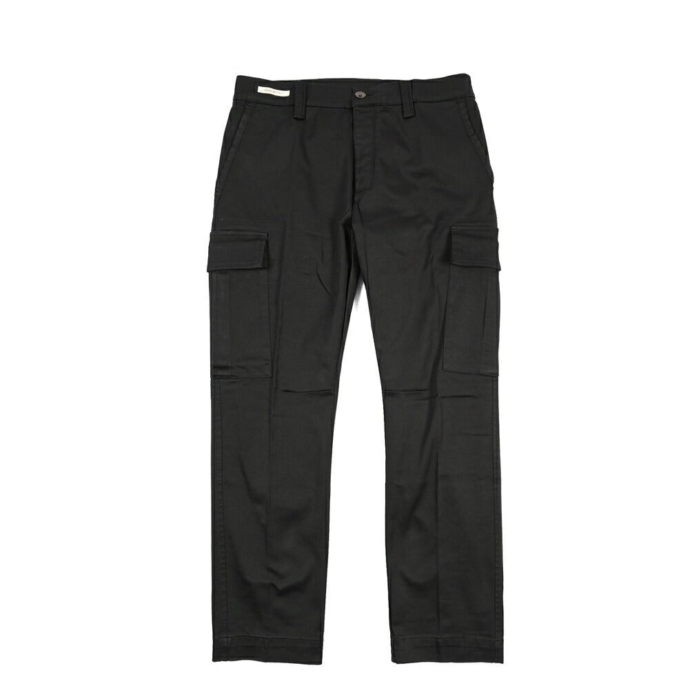 YCHAI “ROBUSTO” ストレッチコットン ノータックカーゴパンツ / TAPERED FIT ブラック(NERO) 30 | GUARDAROBA MILANO OFFICIAL STORE